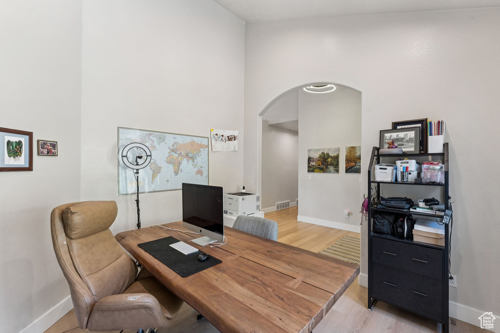 1692 E BLACKHAWK CIR Pleasant Grove, UT 84062