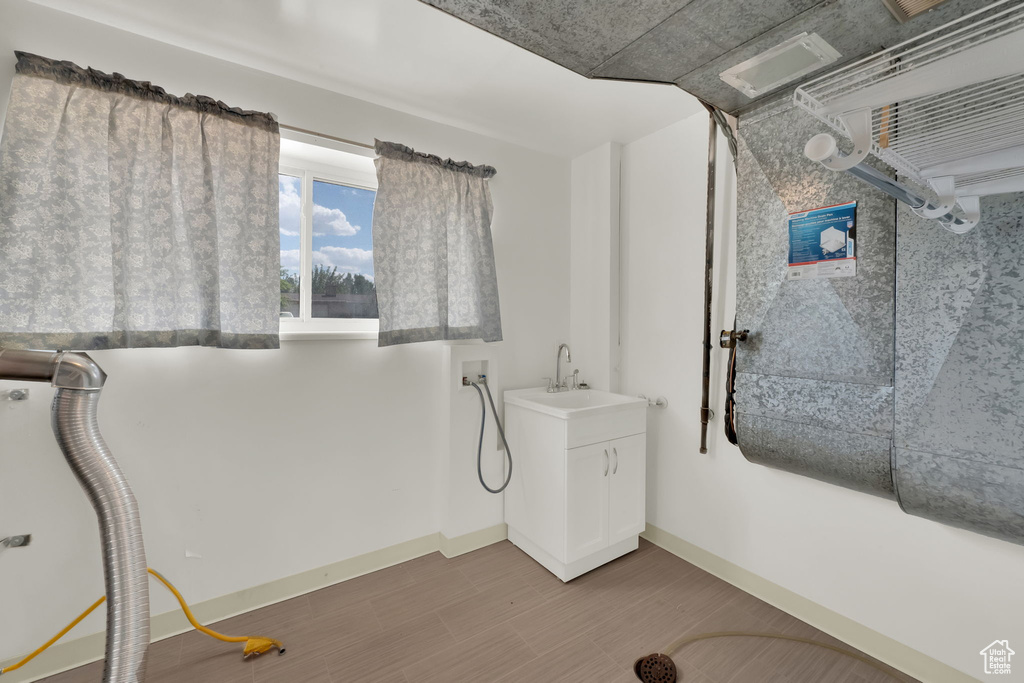 1848 W BOWLING AVE Taylorsville, UT 84129