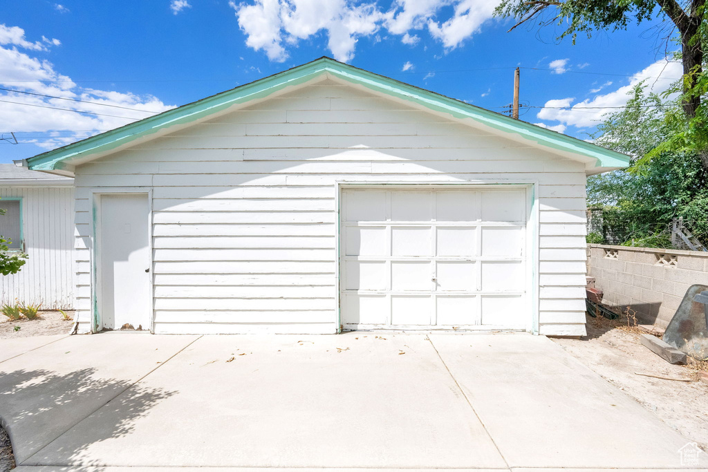 1848 W BOWLING AVE Taylorsville, UT 84129