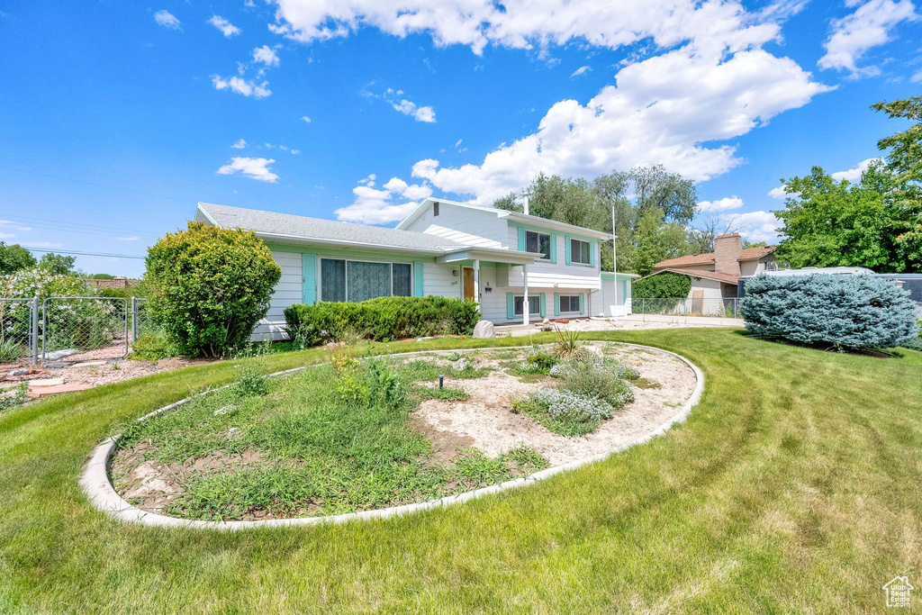 1848 W BOWLING AVE Taylorsville, UT 84129