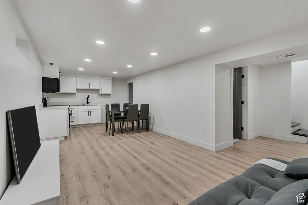 781 E 8425 S Sandy, UT 84094