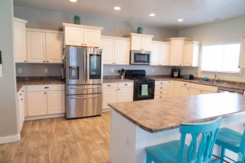 1060 SEARLE LN Eagle Mountain, UT 84005