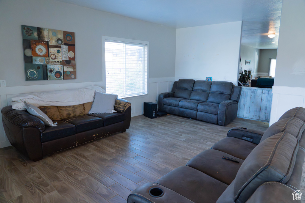 1060 SEARLE LN Eagle Mountain, UT 84005