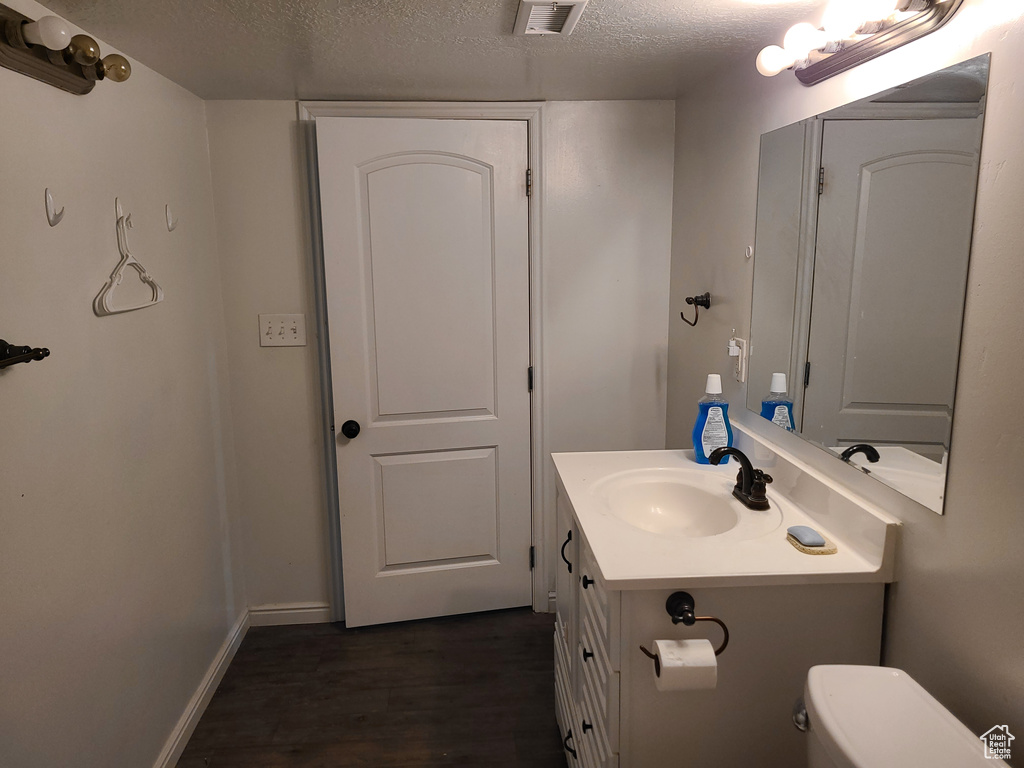 1060 S SEARLE LN Eagle Mountain, UT 84005
