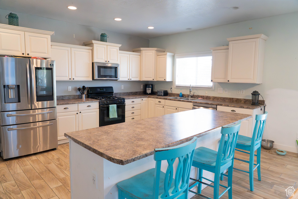 1060 SEARLE LN Eagle Mountain, UT 84005