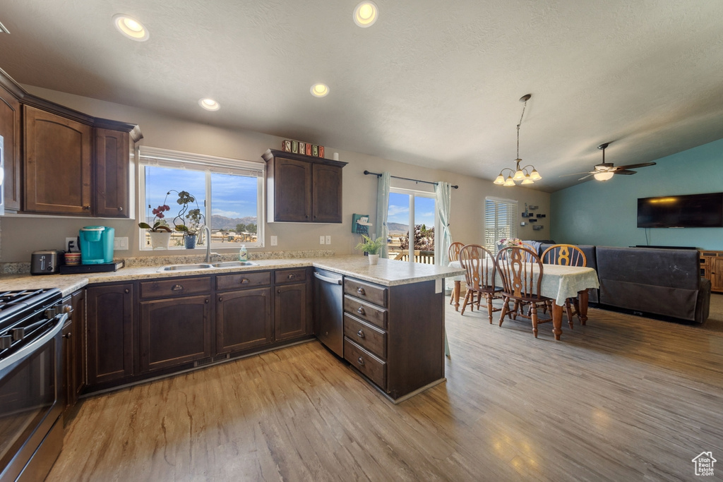 1737 N BROADWAY AVE Tooele, UT 84074