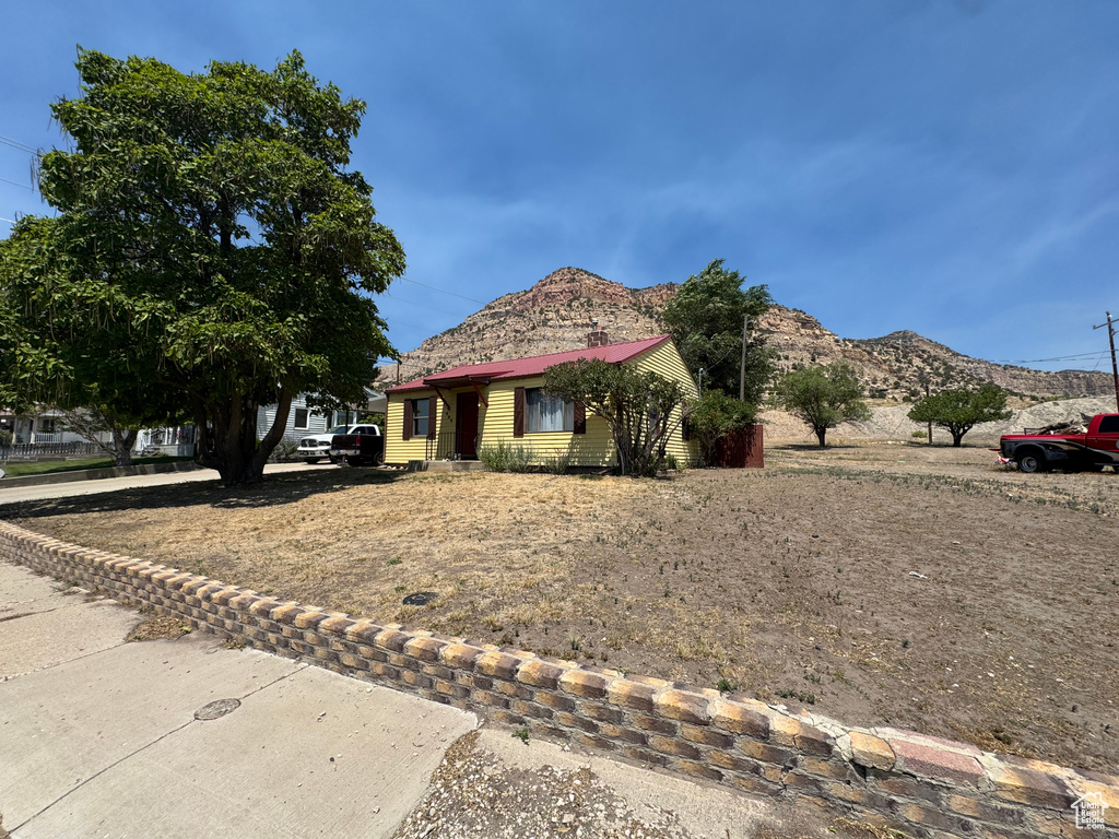 695 EDGEHILL DR Sunnyside, UT 84539