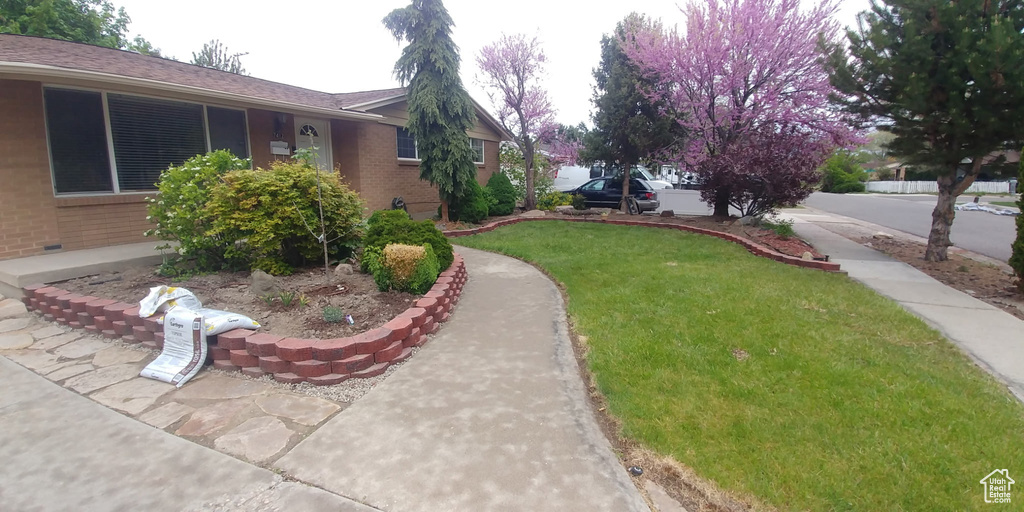 7412 S LAYNE DR Midvale, UT 84047