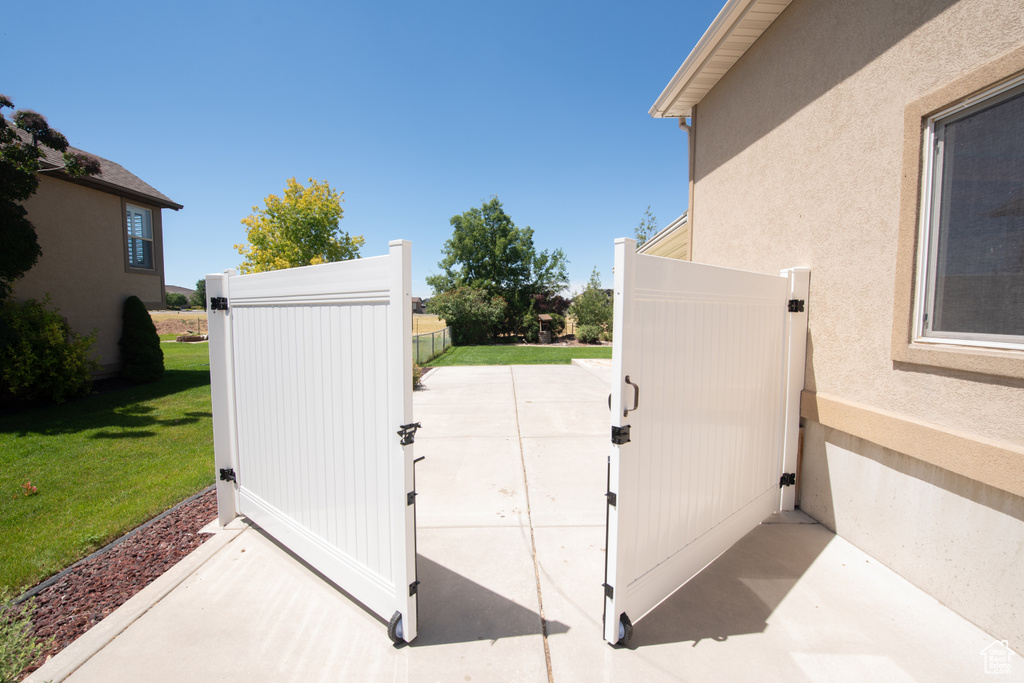 4879 S 5050 W Hooper, UT 84315