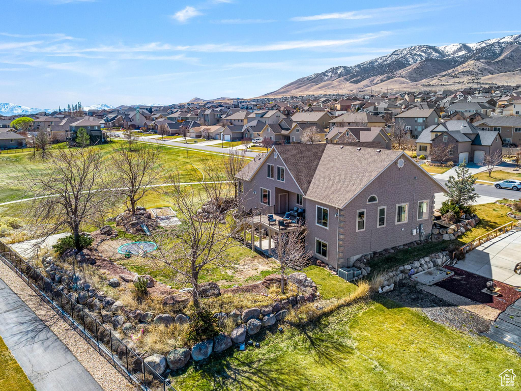 2392 S MAVERICK RD Saratoga Springs, UT 84045