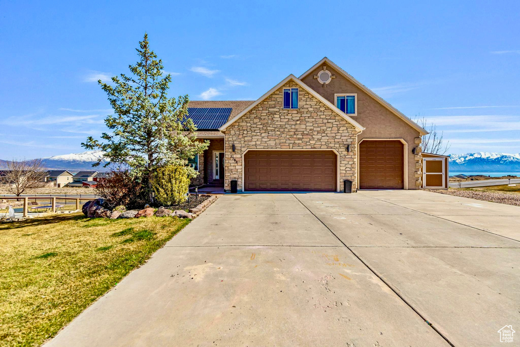 2392 S MAVERICK RD Saratoga Springs, UT 84045