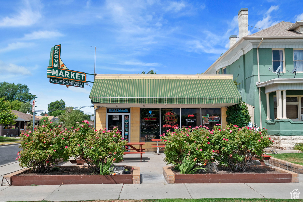1902 S MAIN ST Salt Lake City, UT 84115