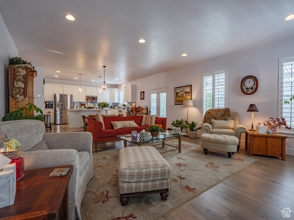 920 E QUEENSMILL LN Salt Lake City, UT 84106
