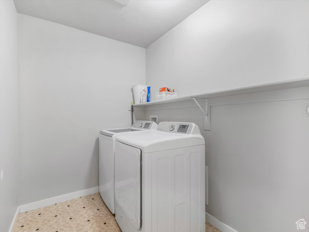 859 W 1050 S Springville, UT 84663