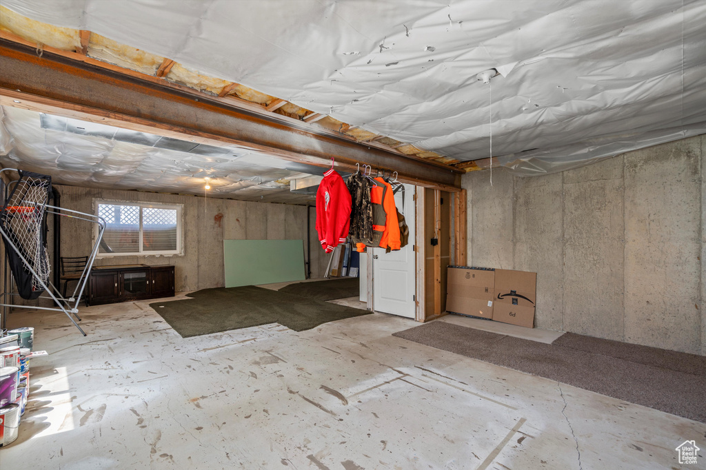 2477 N 2710 W Clinton, UT 84015