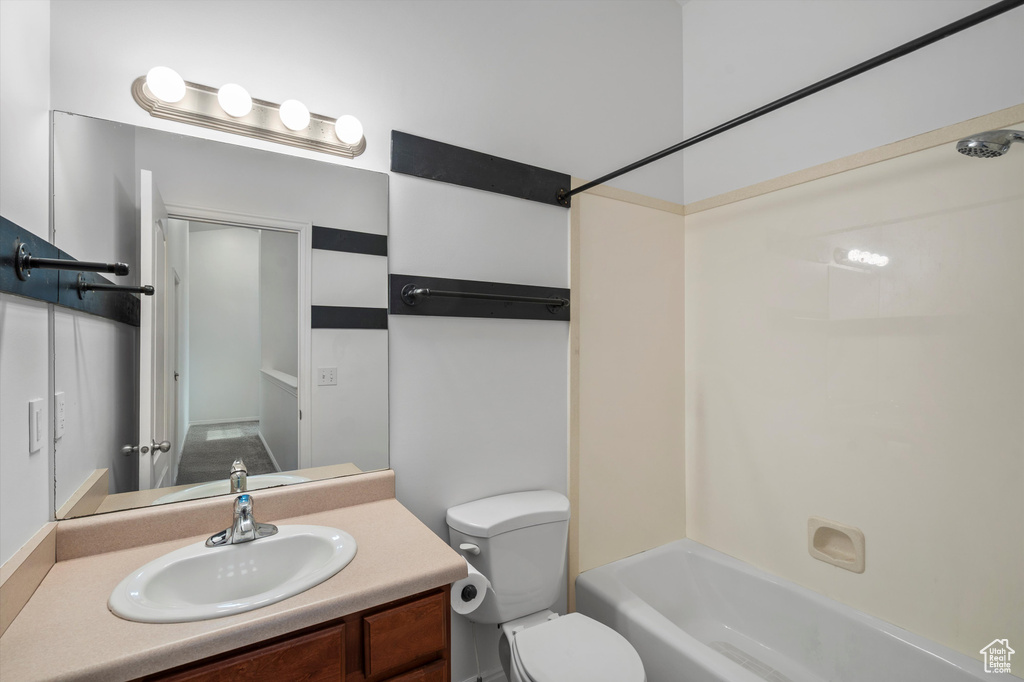 2477 N 2710 W Clinton, UT 84015