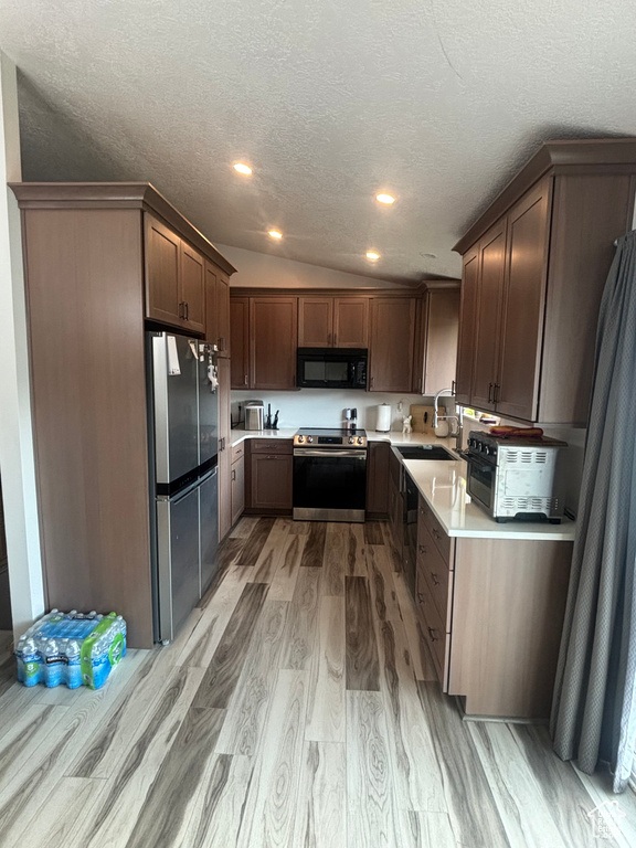 2208 N 825 E Lehi, UT 84043