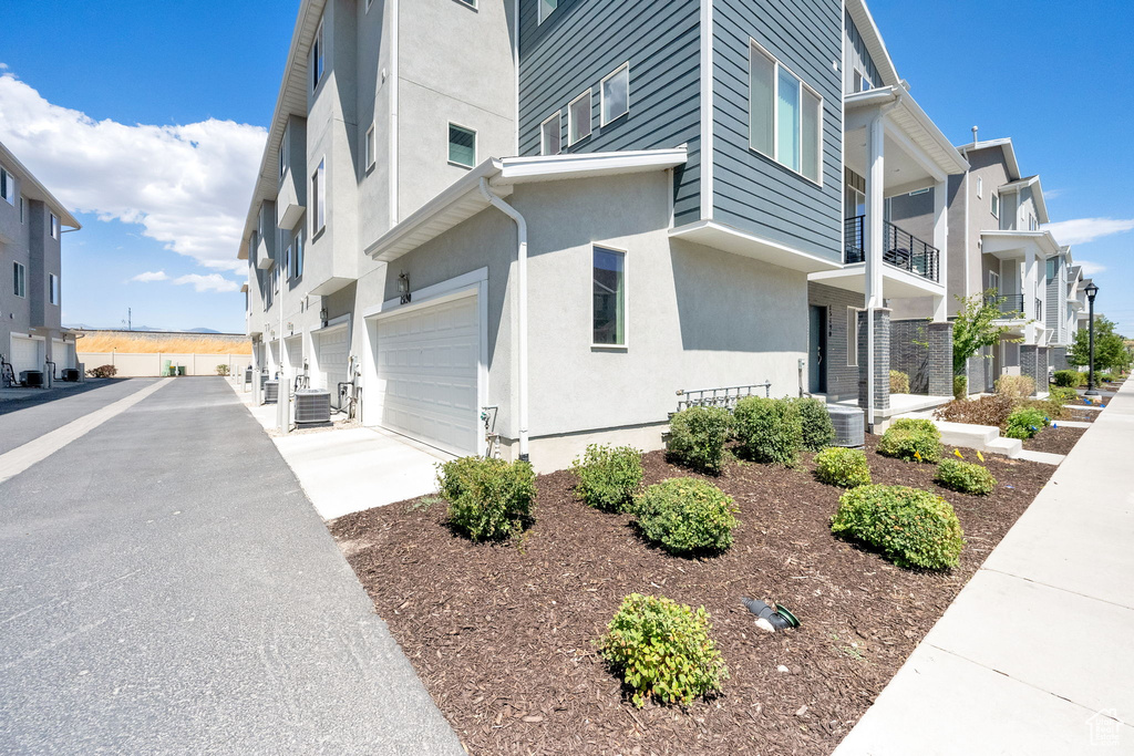 15190 S WILD HORSE WAY Bluffdale, UT 84065