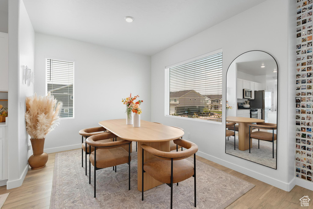 942 E DRIFTER LN Saratoga Springs, UT 84045