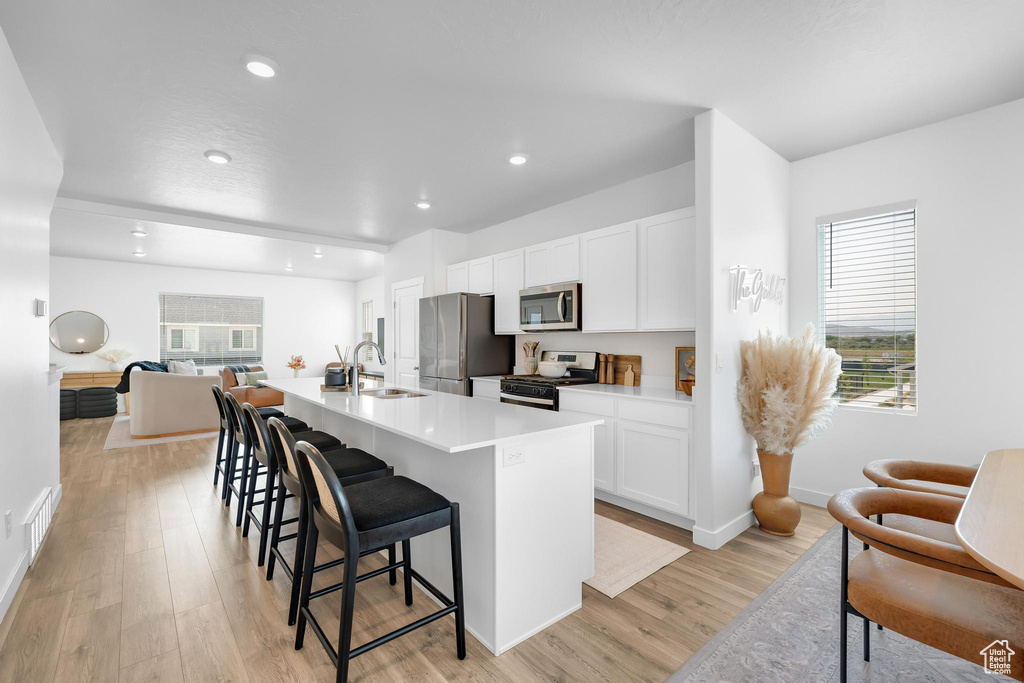 942 E DRIFTER LN Saratoga Springs, UT 84045