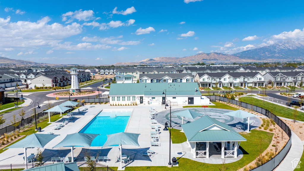 942 E DRIFTER LN Saratoga Springs, UT 84045