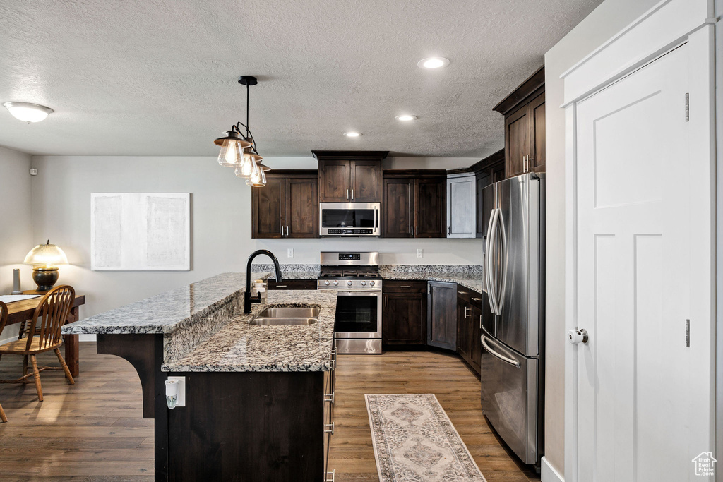 264 W 40 N Hyrum, UT 84319