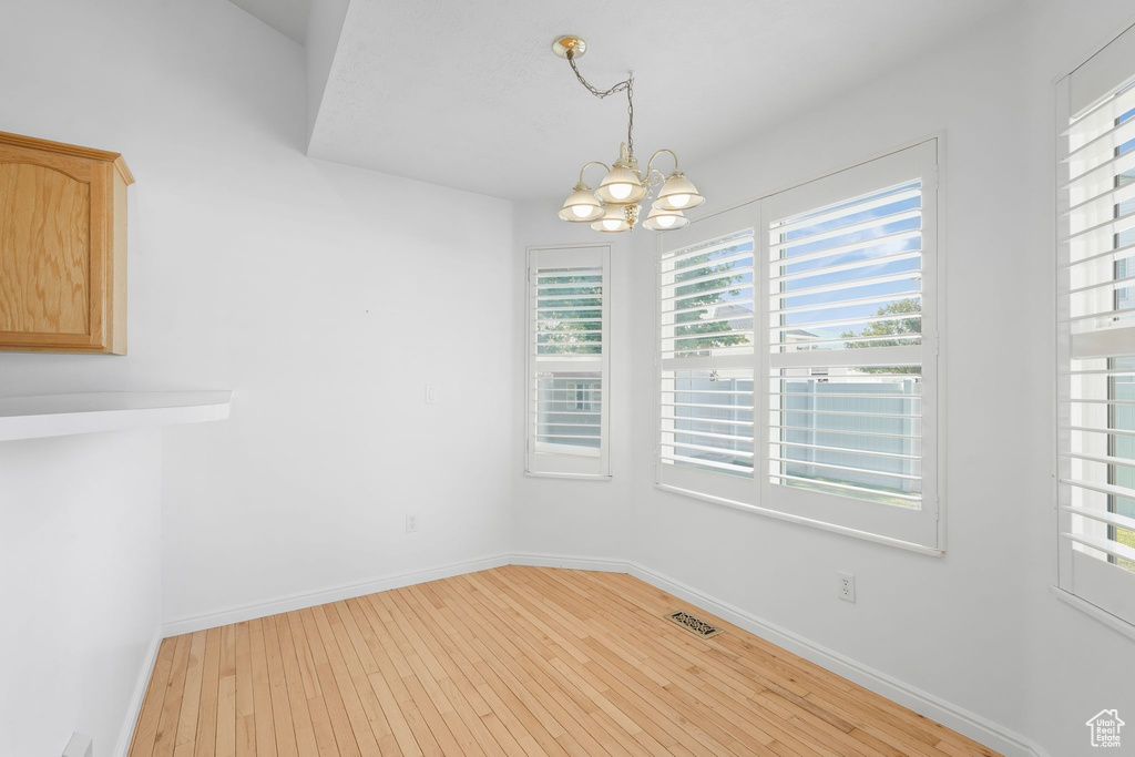 450 E WATERFORD WAY Midvale, UT 84047