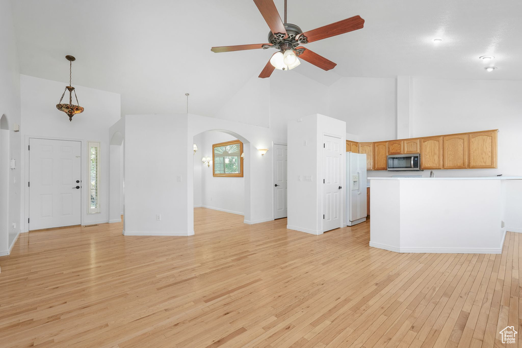 450 E WATERFORD WAY Midvale, UT 84047