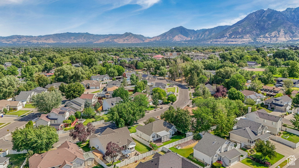 450 E WATERFORD WAY Midvale, UT 84047