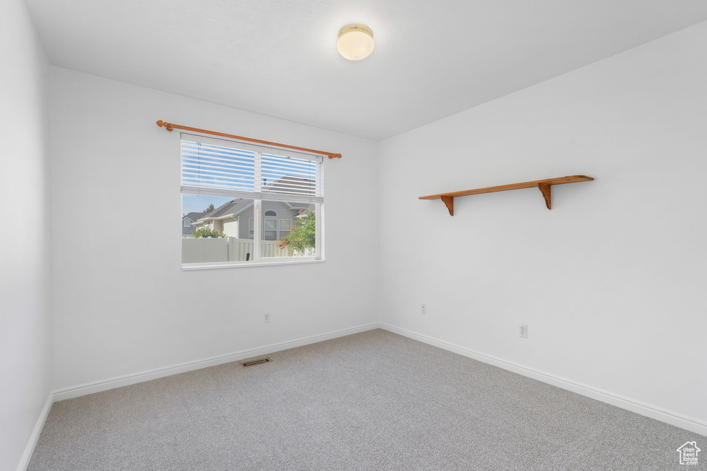 450 E WATERFORD WAY Midvale, UT 84047