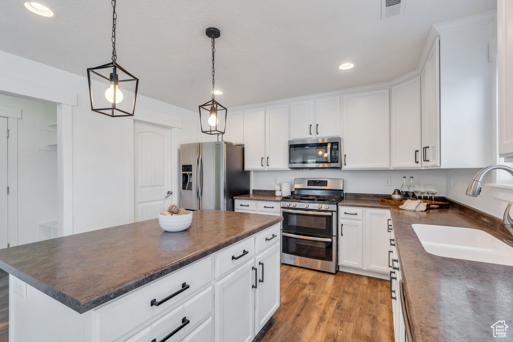 7685 N RED OAK RD Eagle Mountain, UT 84005