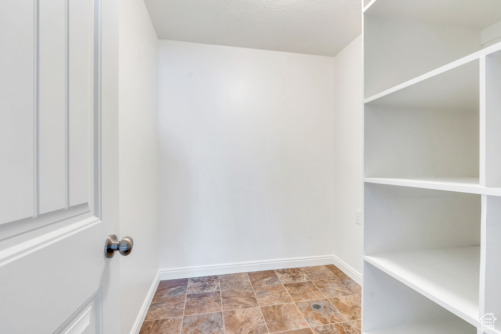 7685 N RED OAK RD Eagle Mountain, UT 84005