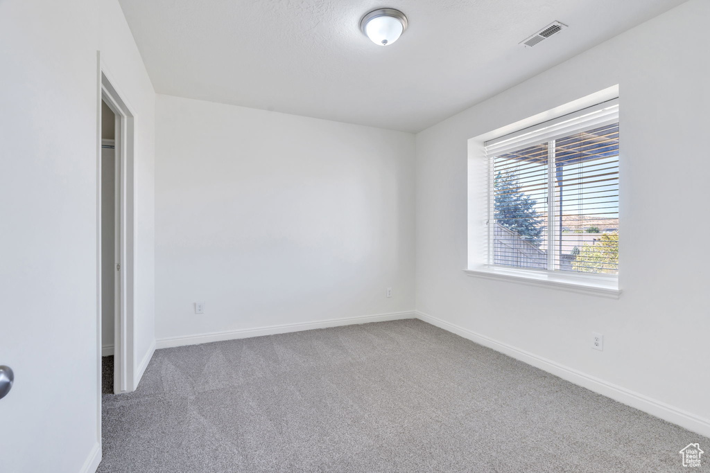 7685 N RED OAK RD Eagle Mountain, UT 84005