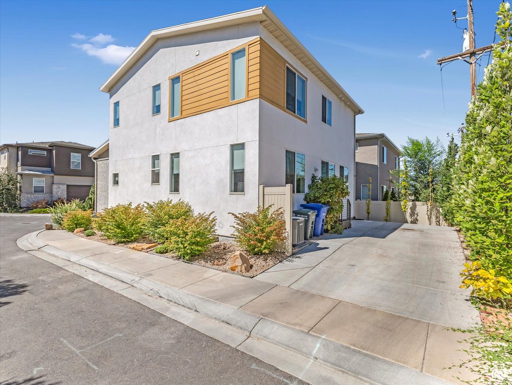 552 S MCCLELLAND ST Salt Lake City, UT 84102