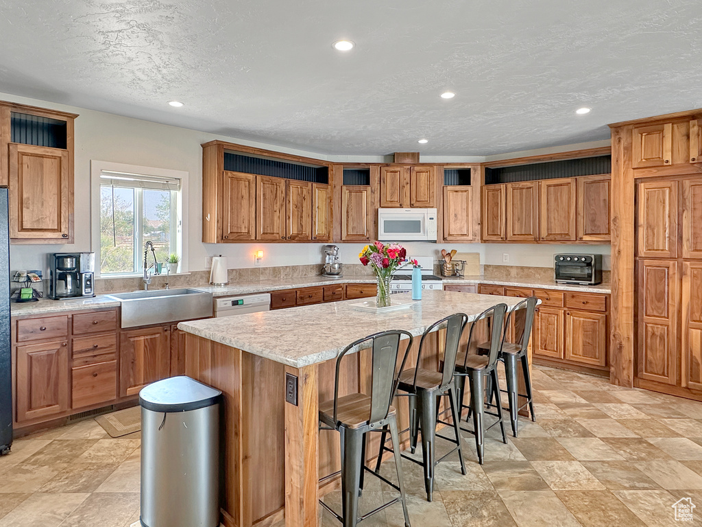 295 S 250 W Emery, UT 84522