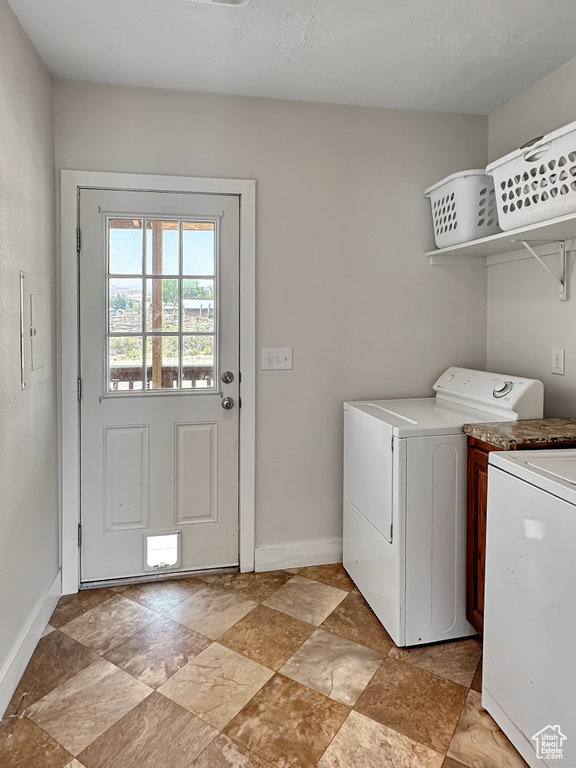 295 S 250 W Emery, UT 84522