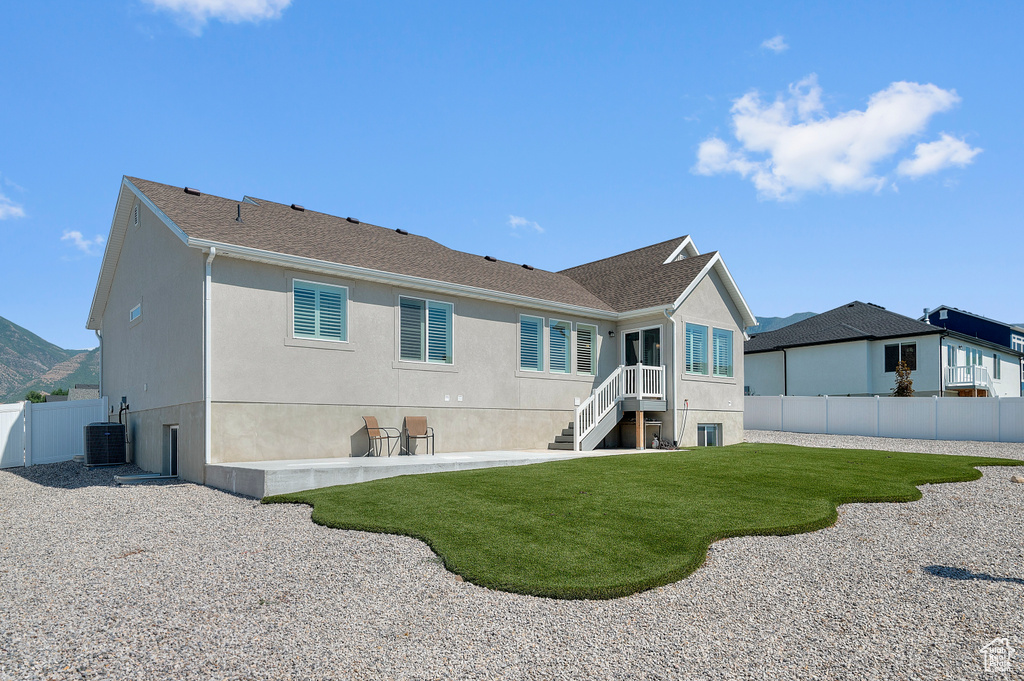 998 S 880 W Salem, UT 84653