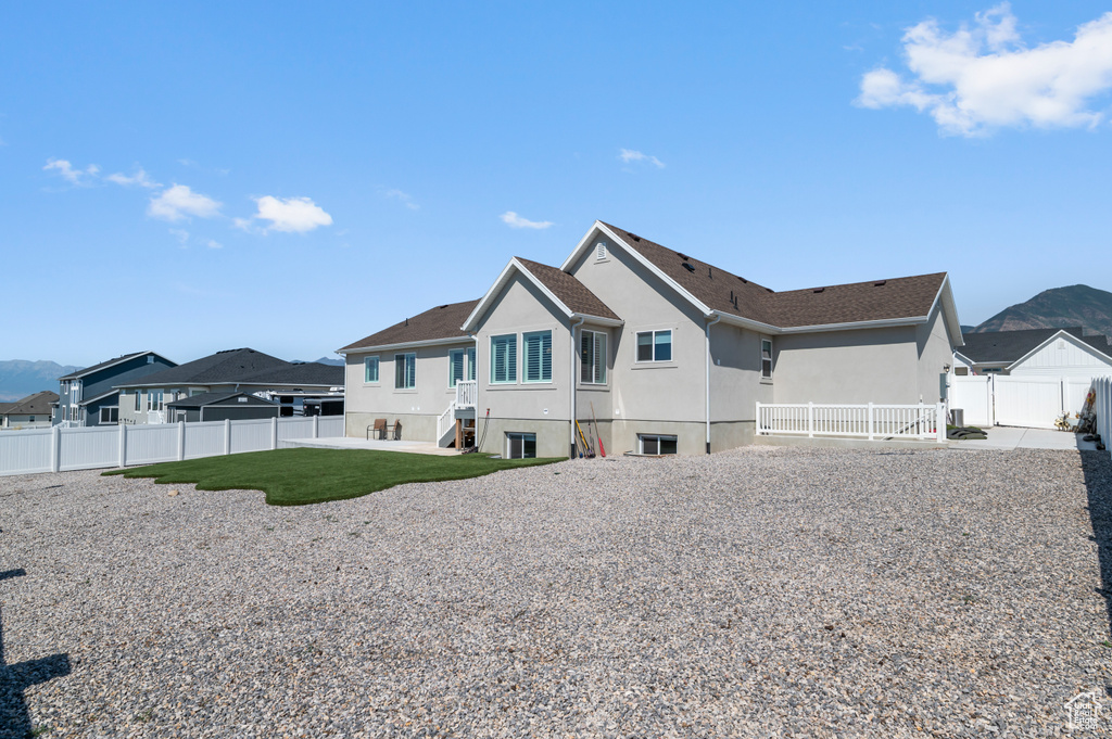 998 S 880 W Salem, UT 84653