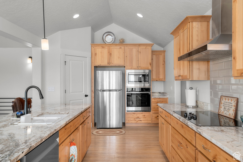 998 S 880 W Salem, UT 84653