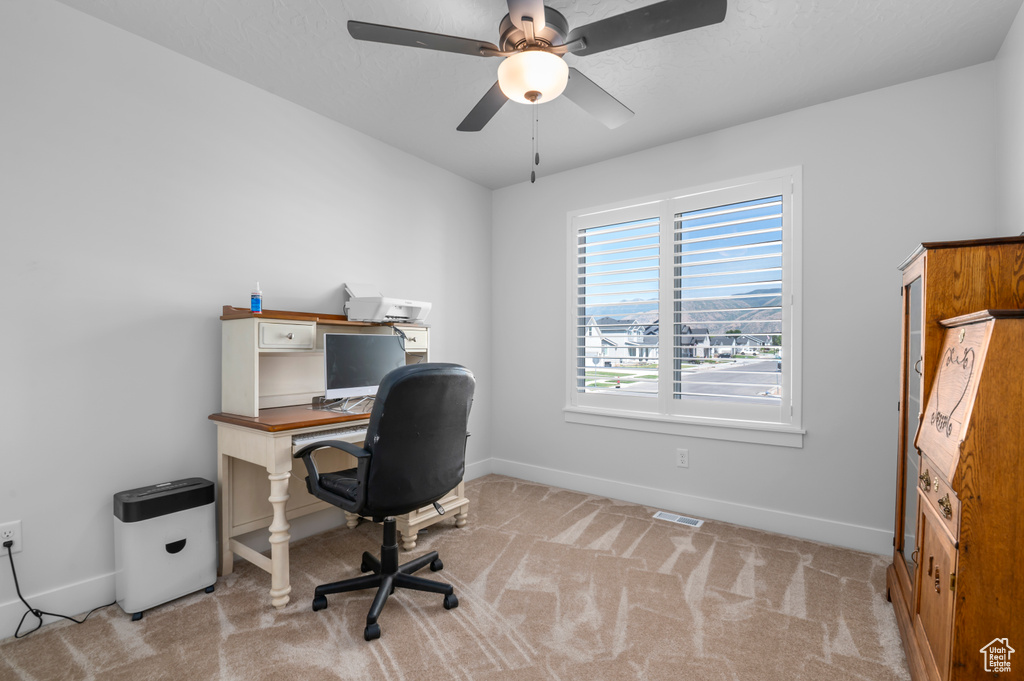 998 S 880 W Salem, UT 84653