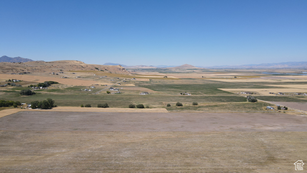 1667 N 6400 W Petersboro, UT 84325