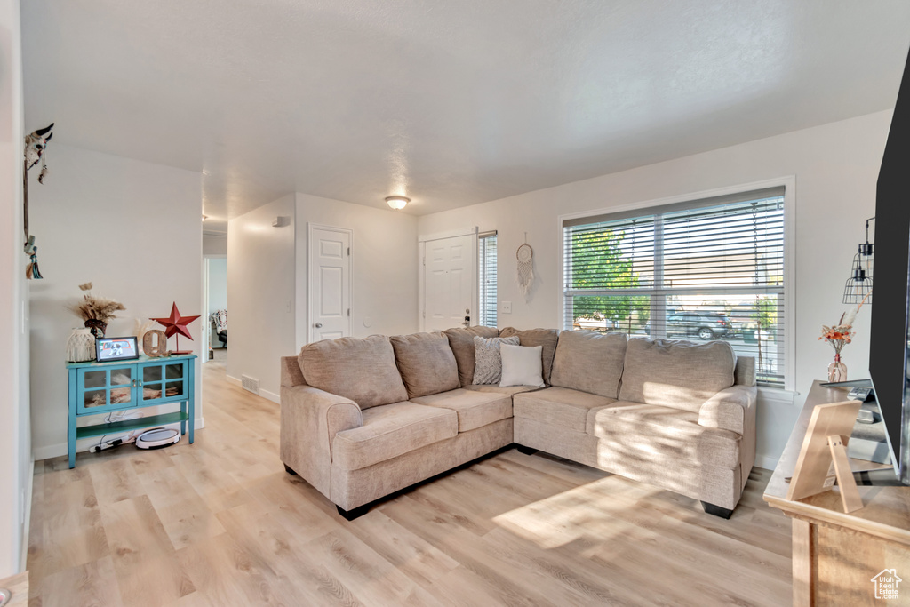 1273 N 490 E Tooele, UT 84074