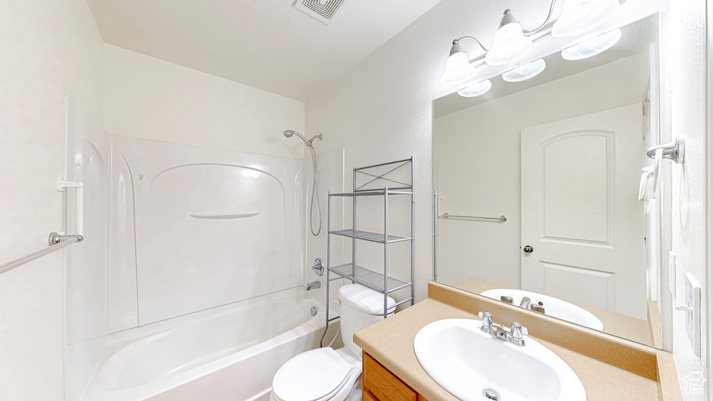Photo 11 for MLS #2101564 at 231 S 880 West