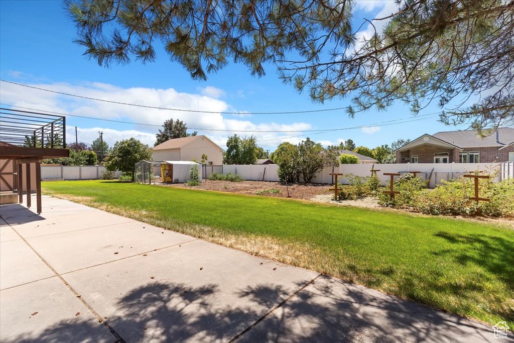 1037 GRANTS LN Syracuse, UT 84075
