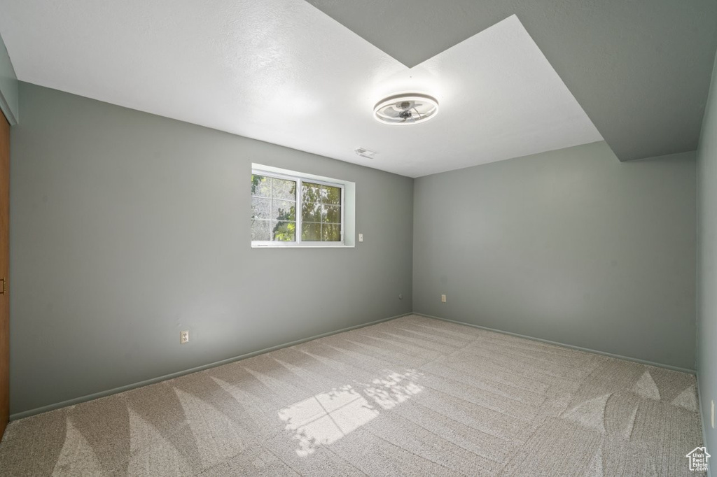 2387 S MAIN ST Clearfield, UT 84015