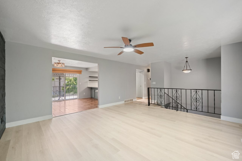 2387 S MAIN ST Clearfield, UT 84015