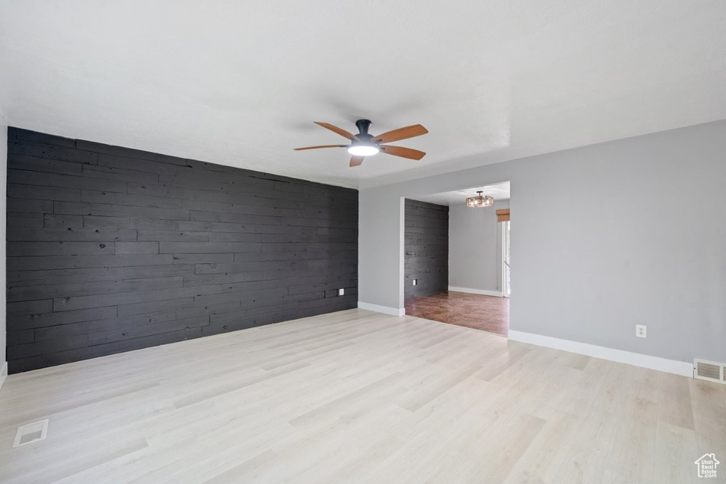 2387 S MAIN ST Clearfield, UT 84015