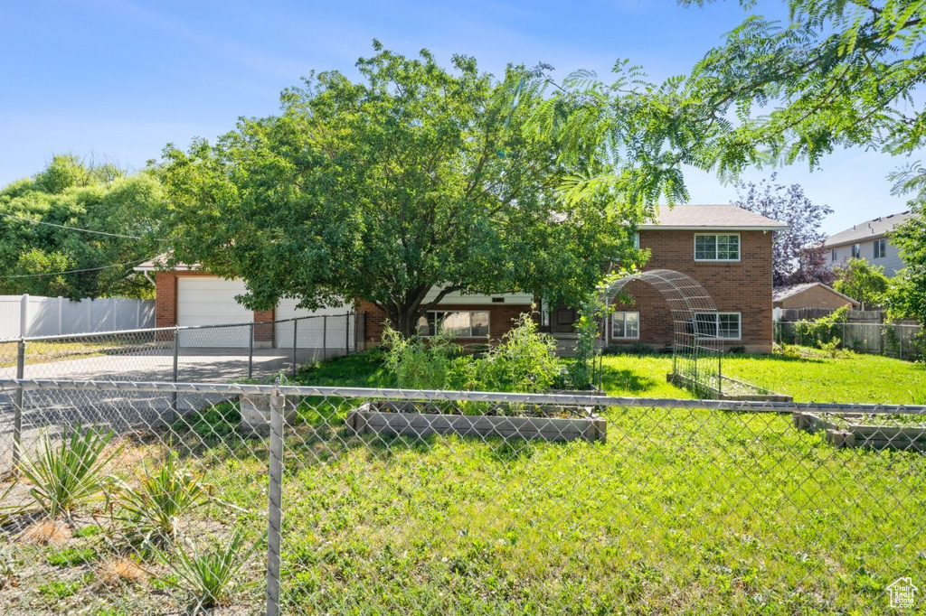 2387 S MAIN ST Clearfield, UT 84015