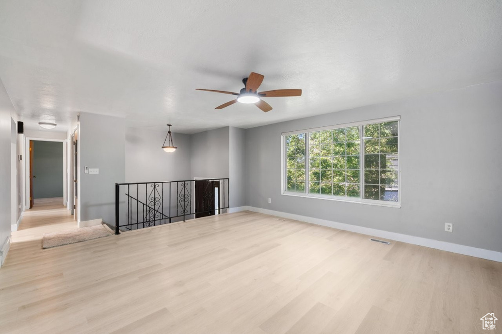 2387 S MAIN ST Clearfield, UT 84015