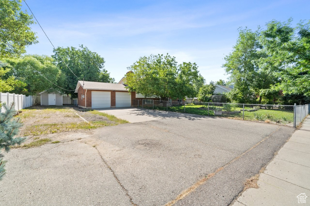 2387 S MAIN ST Clearfield, UT 84015